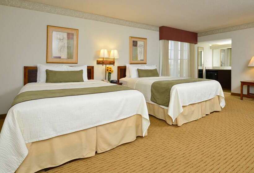 هتل Best Western Plus Steeplegate Inn