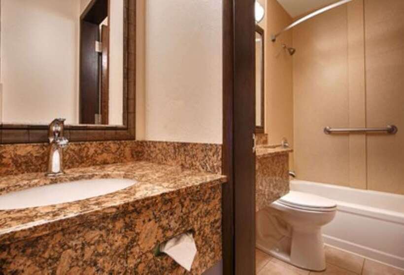 Отель Best Western Plus Tree House