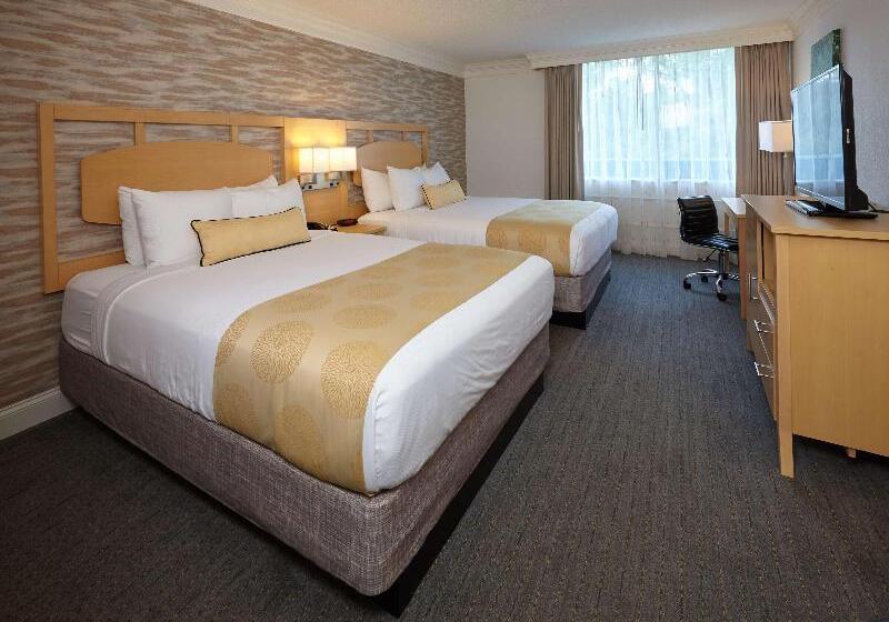 Отель Best Western Skyline Motor Lodge