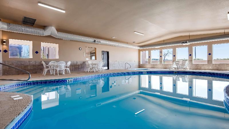 هتل Best Western West Hills Inn