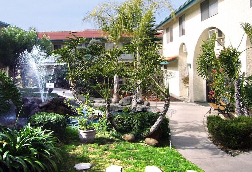هتل California Suites