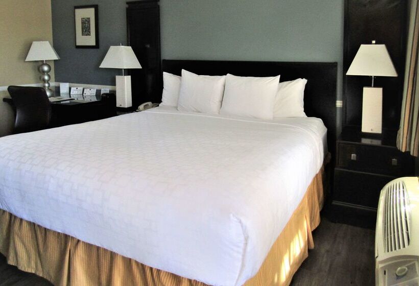 호텔 Clarion Inn Near China Lake Naval Station