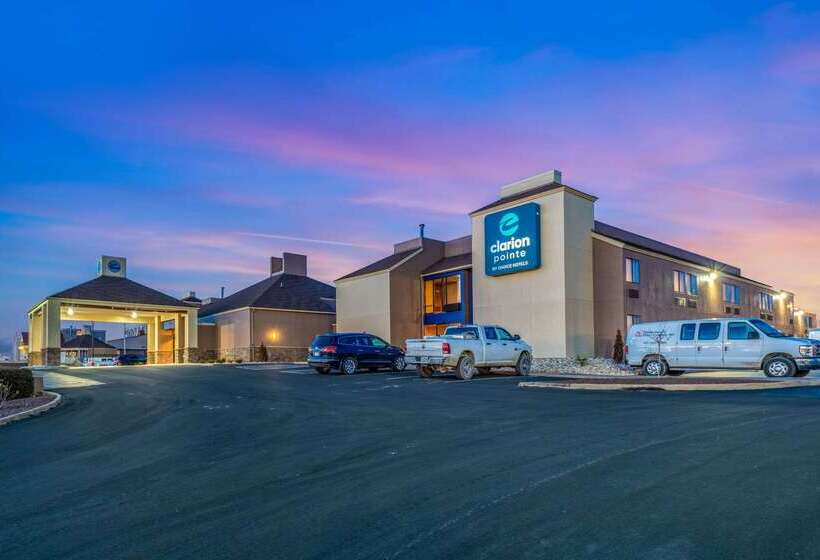 Отель Clarion Pointe Harrisonburg