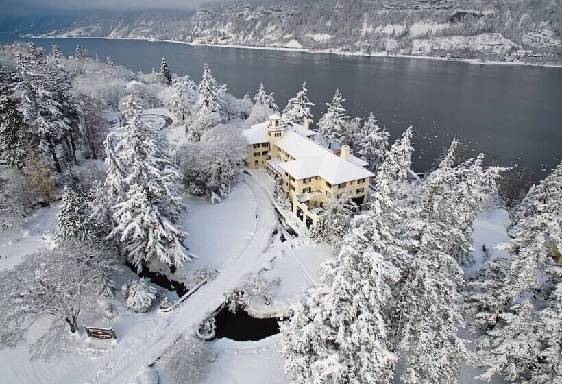 Columbia Gorge Hotel & Spa