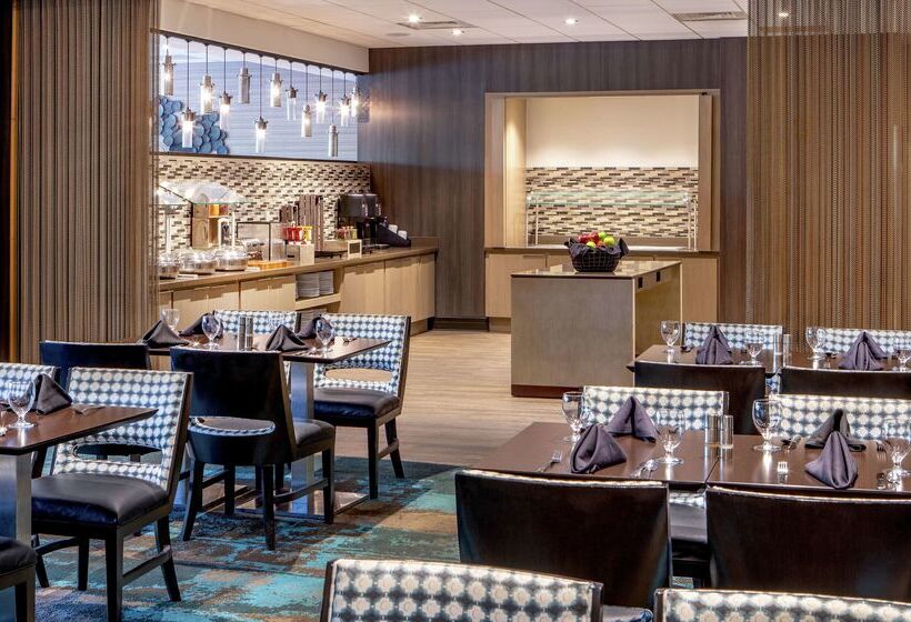 فندق Doubletree By Hilton Columbia