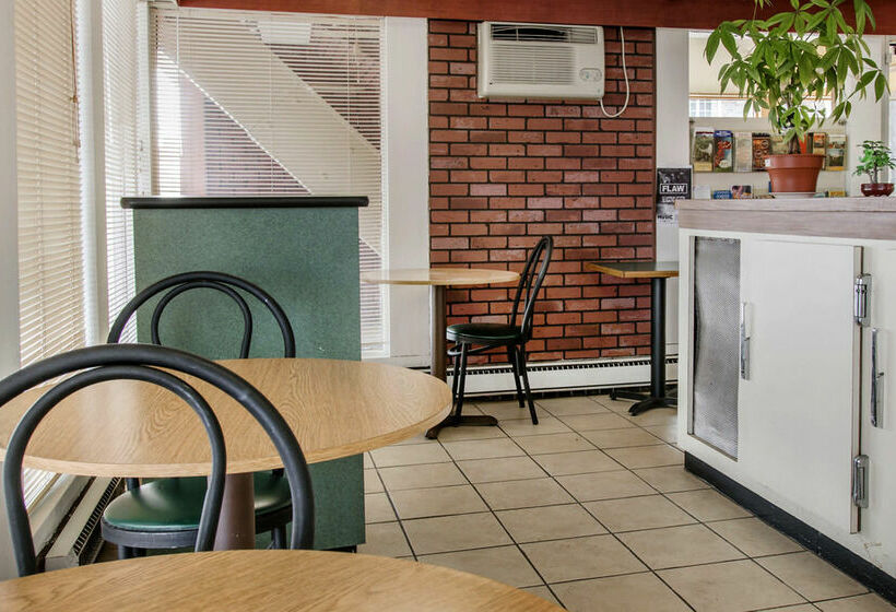 فندق Econo Lodge Battle Creek