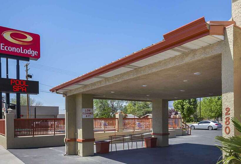 בית מלון כפרי Econo Lodge Hurricane Zion Park Area