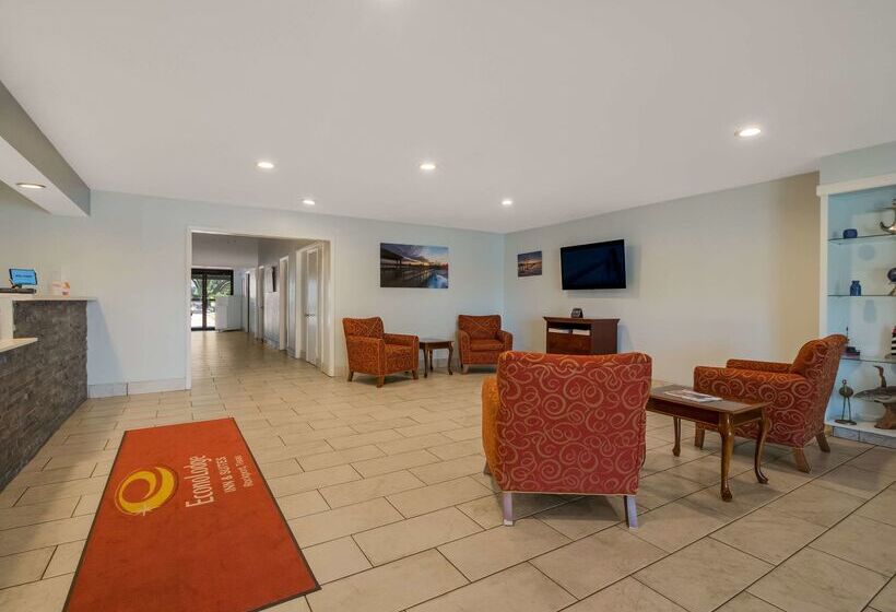 هتل Econo Lodge Inn & Suites Fulton  Rockport