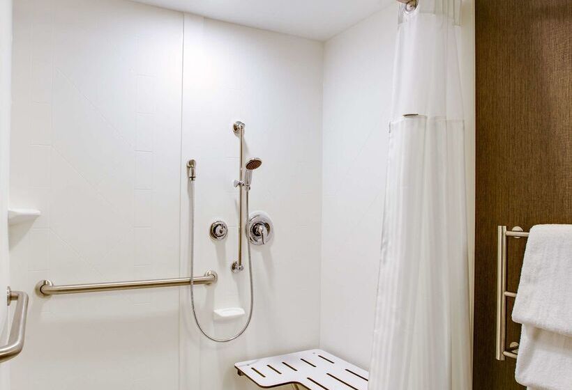 בית מלון כפרי Hampton Inn & Suites Philadelphia/bensalem