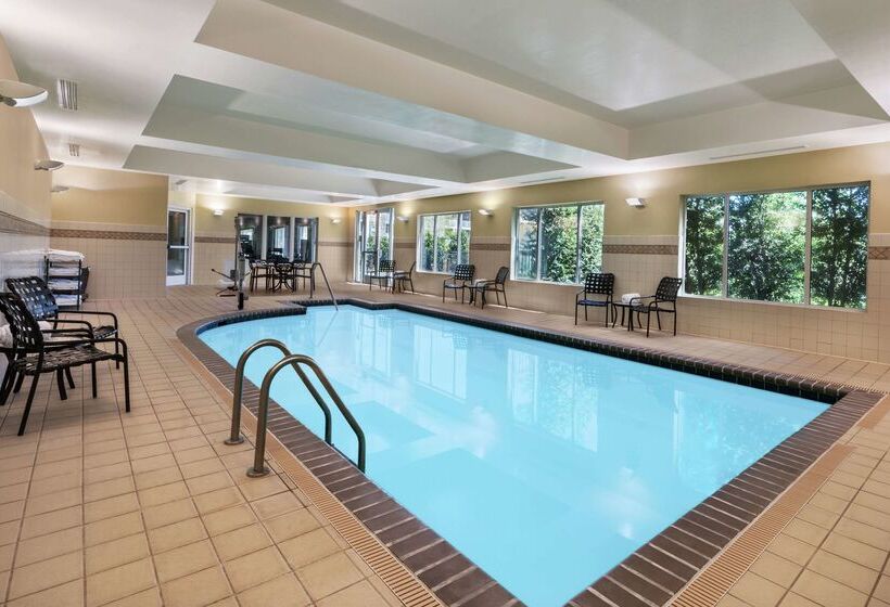 فندق Hilton Garden Inn Blacksburg University