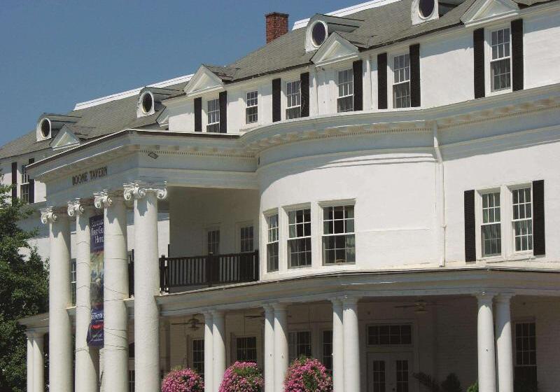 בית מלון כפרי Historic Boone Tavern