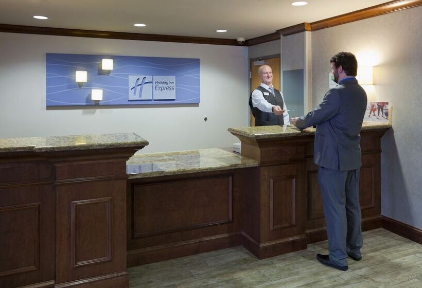 فندق Holiday Inn Express & Suites Bloomington West, An Ihg