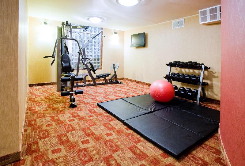 בית מלון כפרי Holiday Inn Express Winston Salem Medical Ctr Area