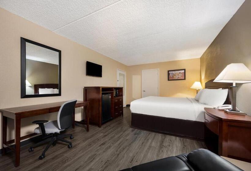 هتل Knights Inn College Station