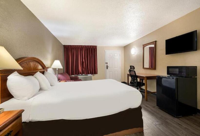 هتل Knights Inn College Station
