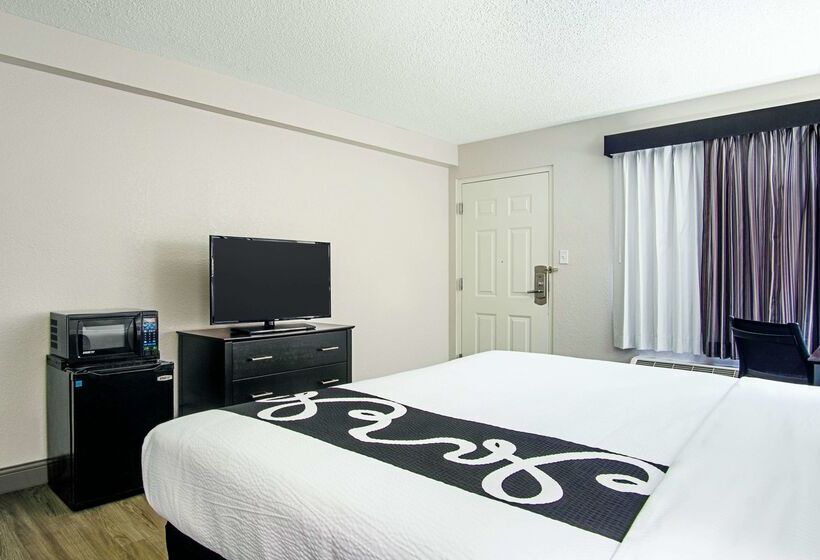 בית מלון כפרי La Quinta Inn By Wyndham West Palm Beach  Florida Turnpike