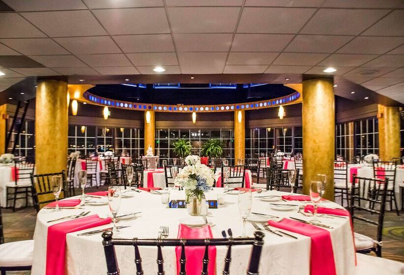 Pier 5 Hotel Baltimore