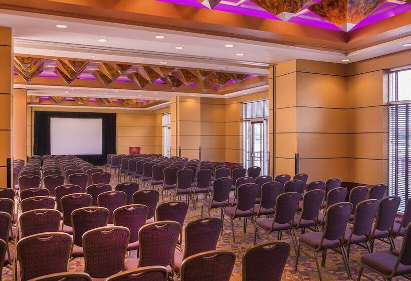 Pier 5 Hotel Baltimore