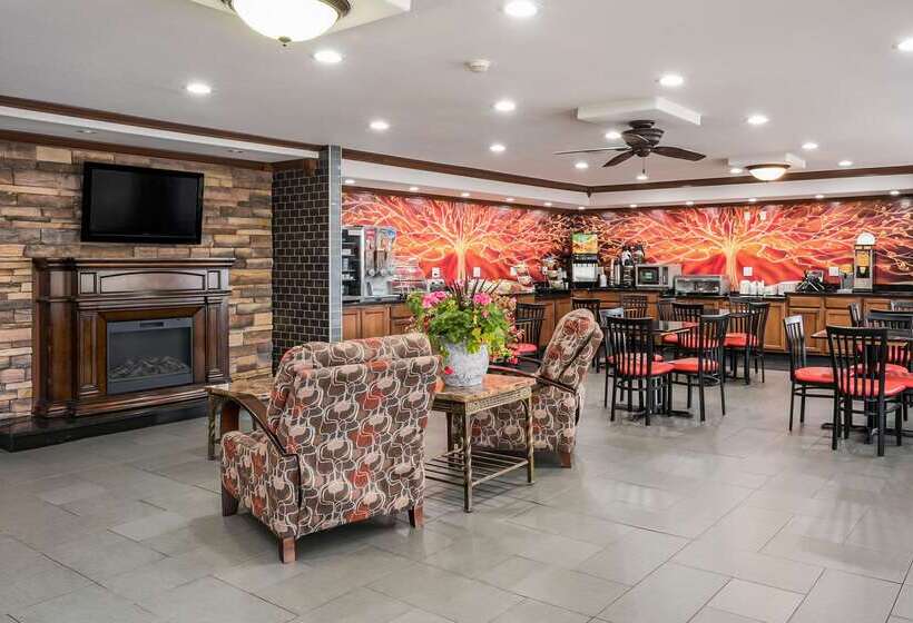 هتل Quality Inn Cedar Rapids South