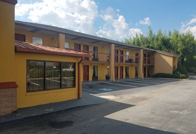 Отель Quality Inn