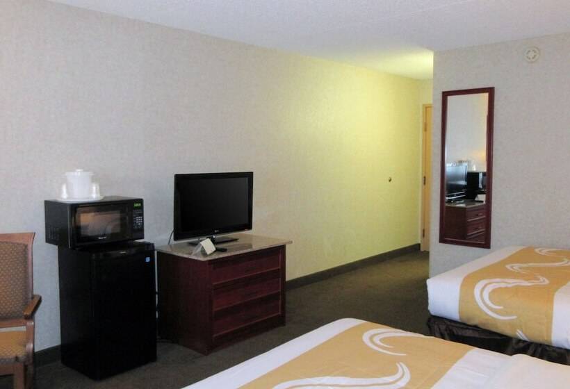 هتل Quality Inn & Suites Downtown   University Area