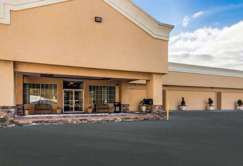 ホテル Quality Inn & Suites