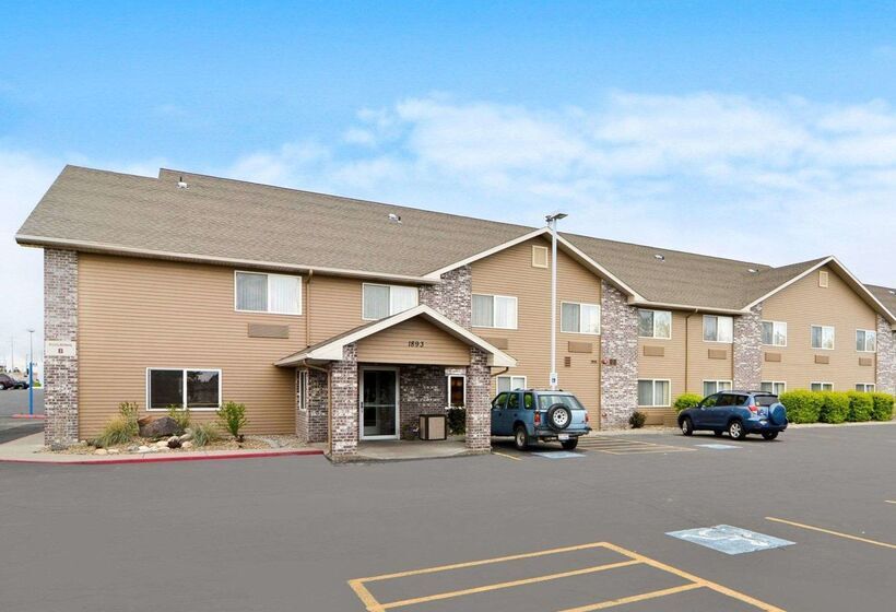 בית מלון כפרי Quality Inn & Suites