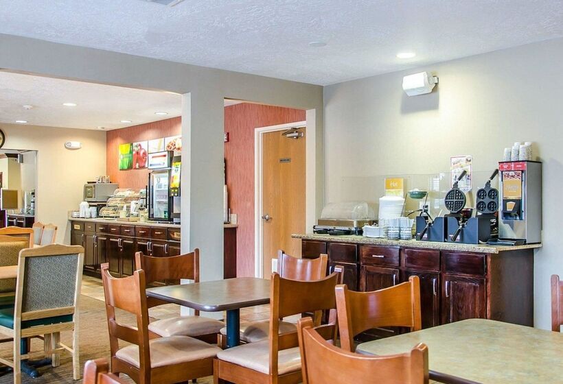 בית מלון כפרי Quality Inn & Suites