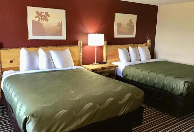 Отель Ramada By Wyndham Butte
