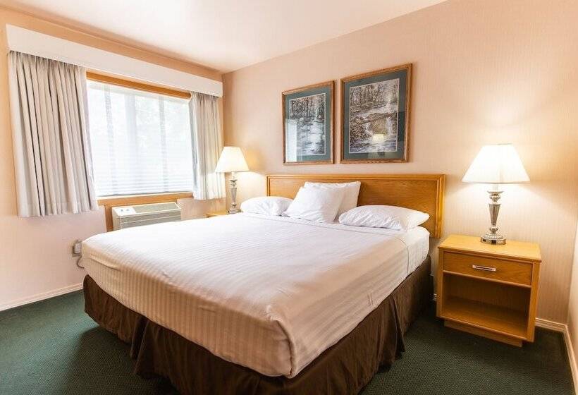 فندق Rivertree Inn & Suites