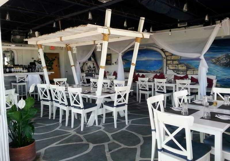 فندق Seaspray Inn Beach Resort