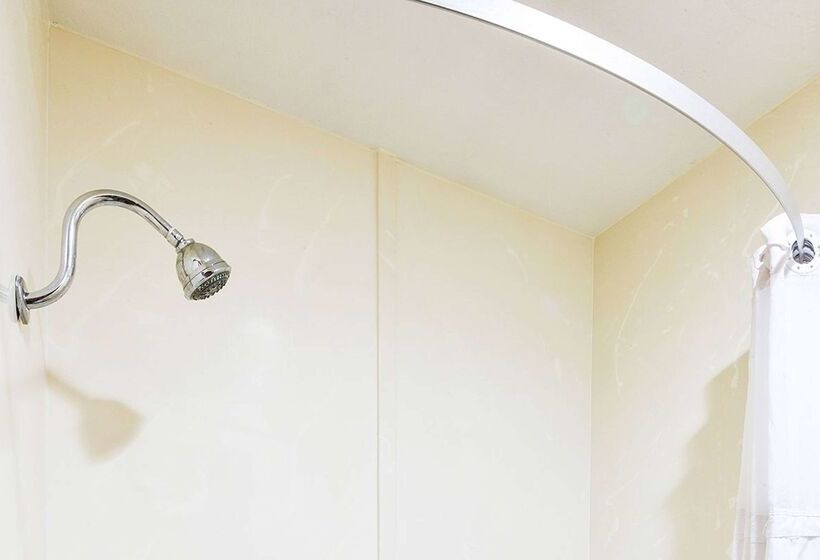 فندق Travelodge By Wyndham Commerce Los Angeles Area