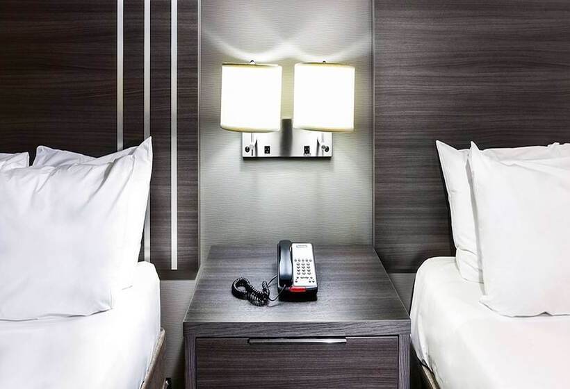 فندق Travelodge By Wyndham Commerce Los Angeles Area