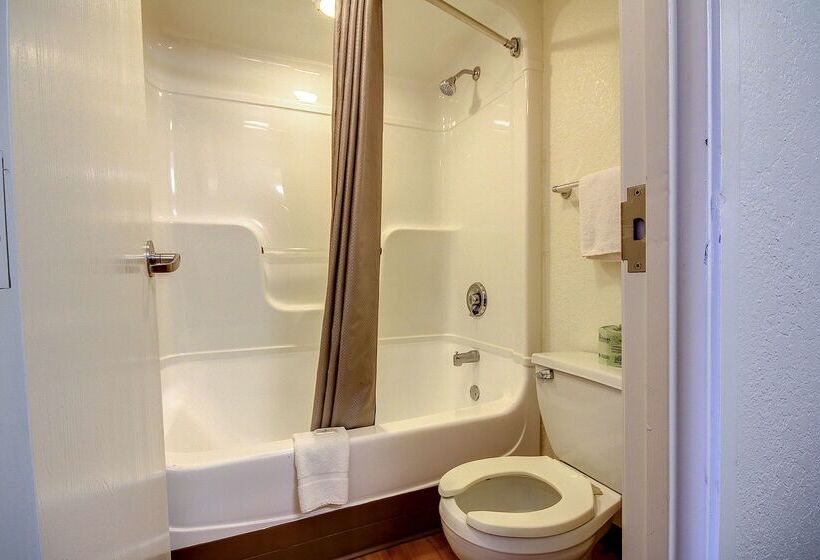 فندق على الطريق Studio 6 King Of Prussia, Pa   Philadelphia