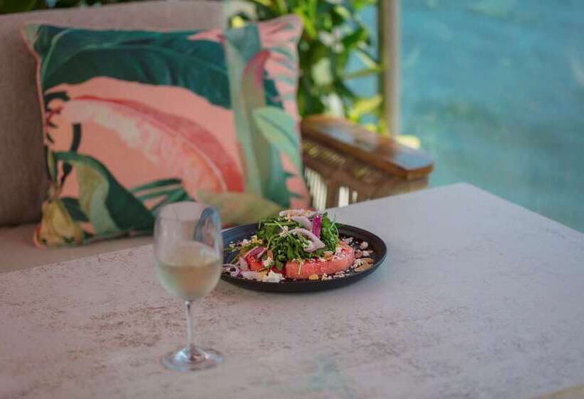 Waterstone Resort & Marina Boca Raton, Curio Collection By Hilton