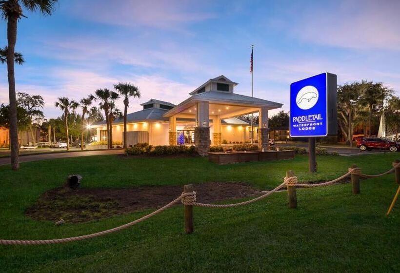 אתר נופש Paddletail Waterfront Lodge, Trademark Collection By Wyndham