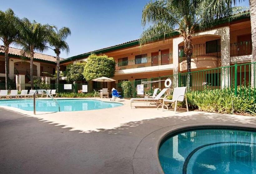 Best Western San Dimas Hotel & Suites