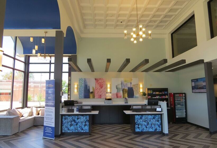 هتل Best Western Plus Landmark Inn