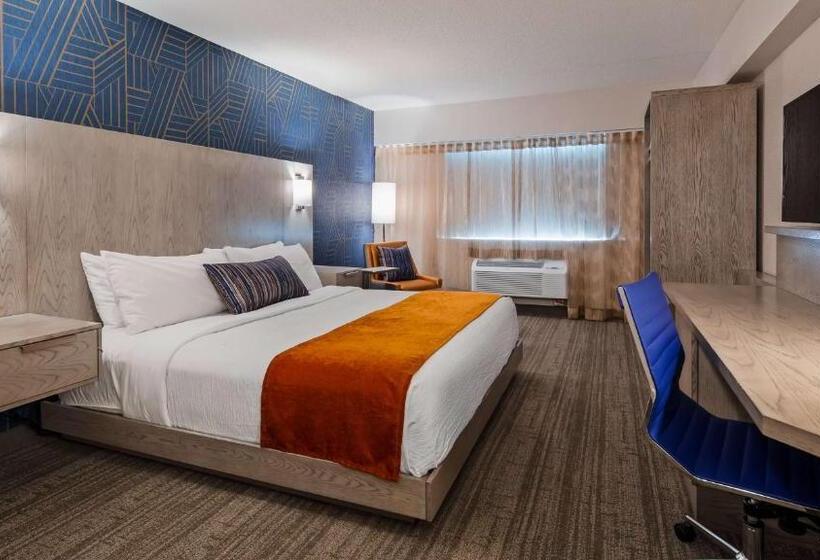 هتل Best Western Plus Landmark Inn
