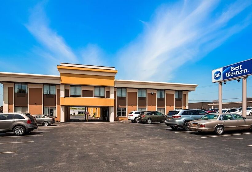 هتل Best Western Inn At The Rochester Airport