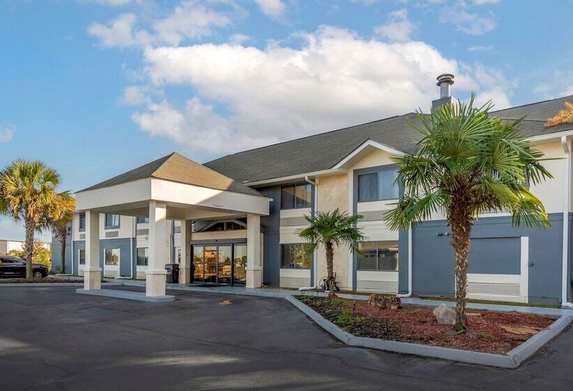هتل Comfort Inn & Suites  Near Robins Air Force Base Main Gate