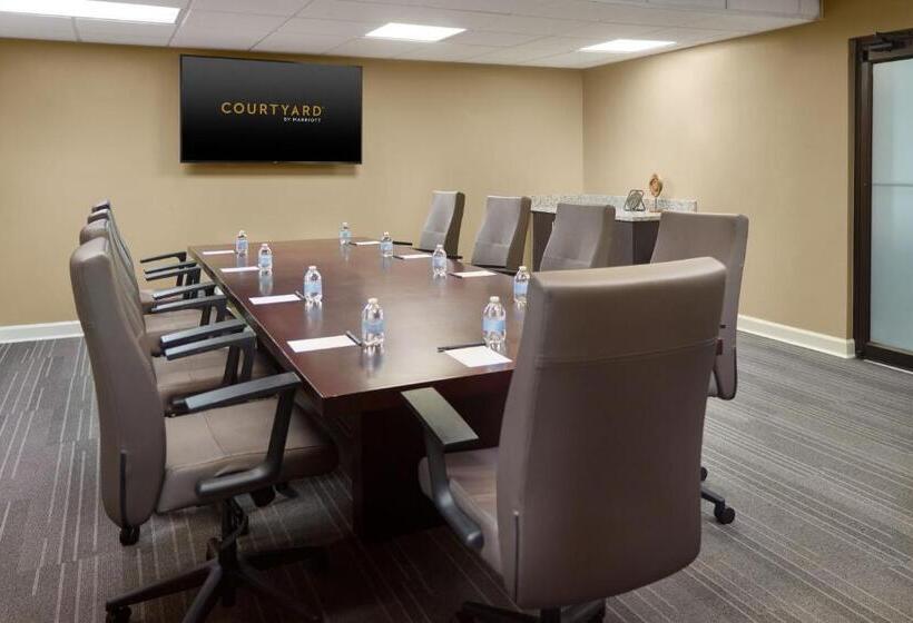 هتل Courtyard By Marriott Atlanta Airport South/sullivan Road