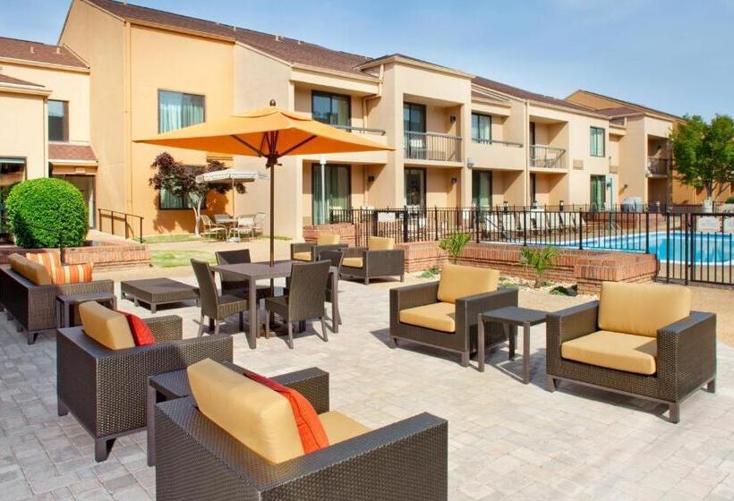 هتل Courtyard By Marriott Columbus
