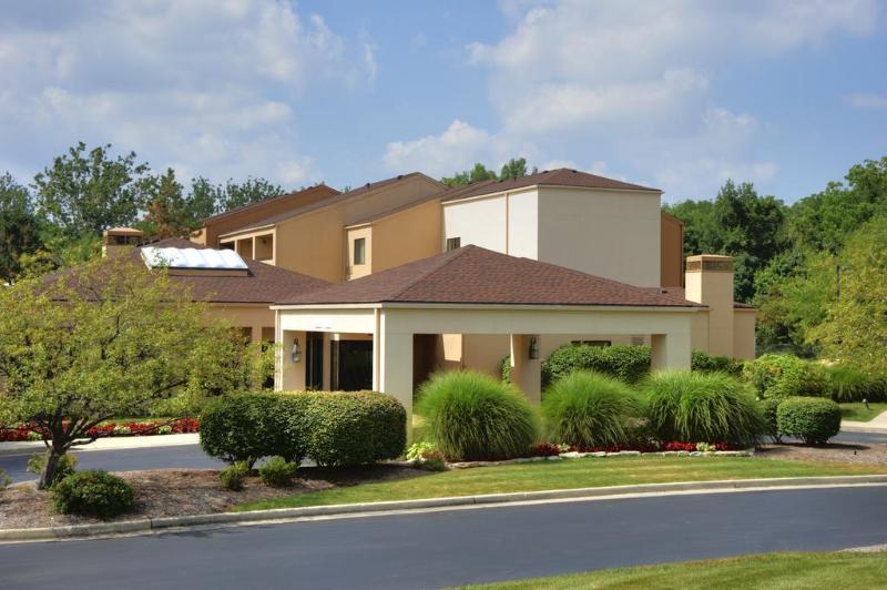 فندق Courtyard By Marriott Indianapolis Castleton