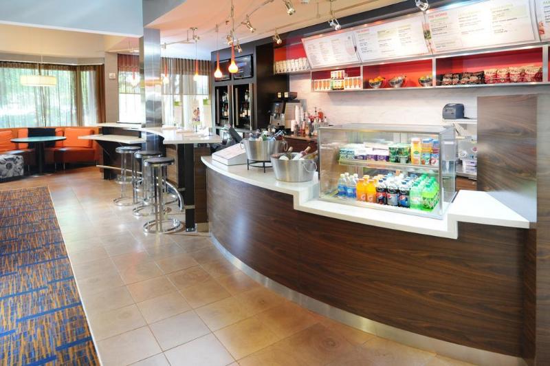 هتل Courtyard By Marriott San Antonio Airport