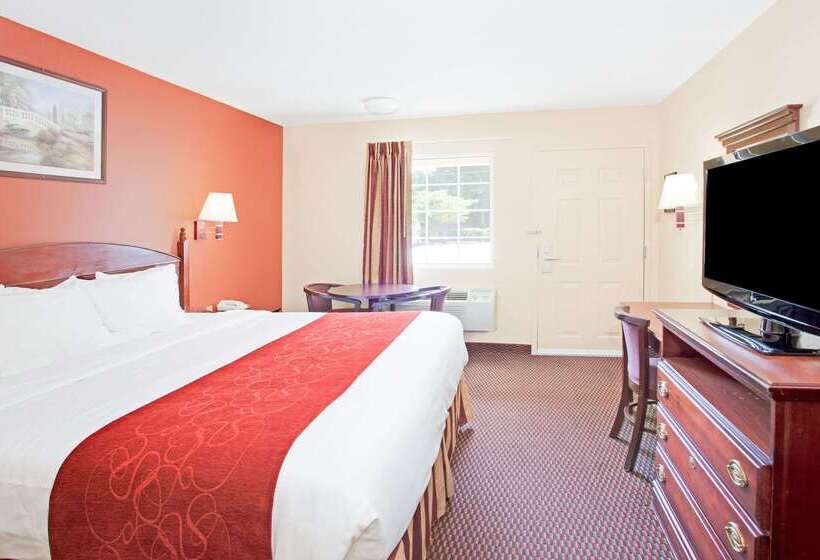 هتل Days Inn By Wyndham Canton