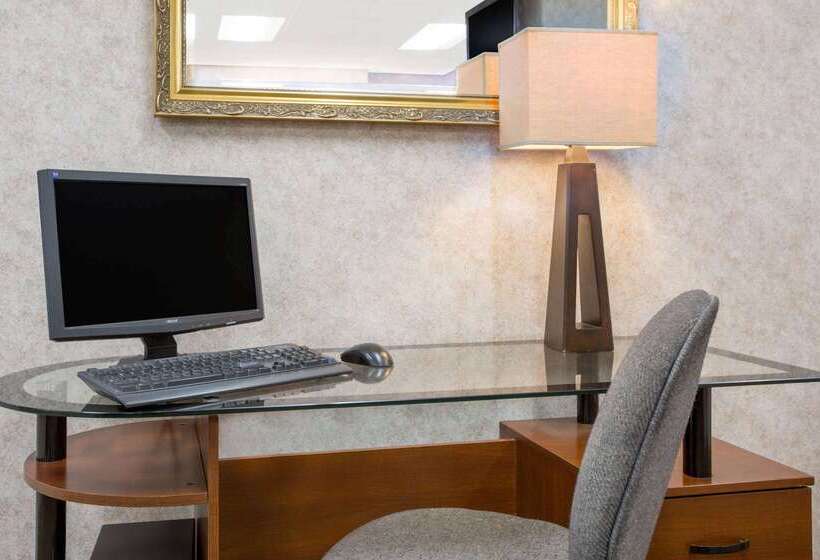 호텔 Days Inn By Wyndham Chester