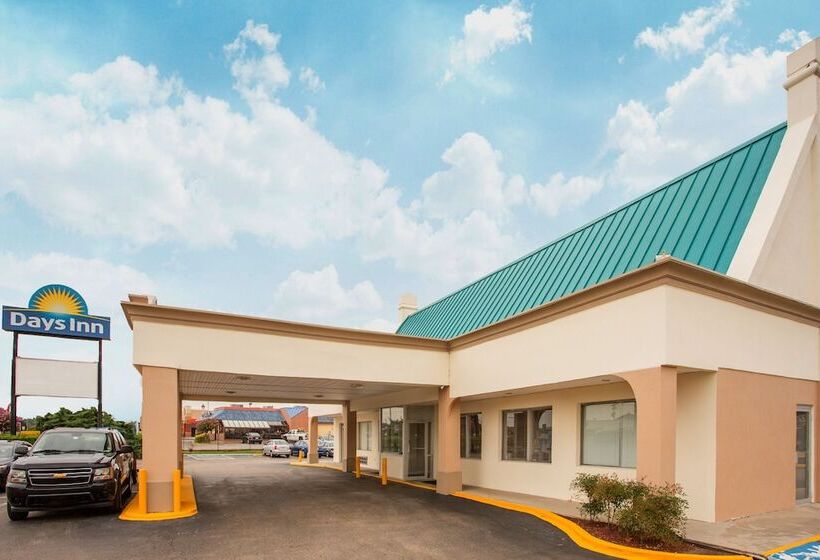 호텔 Days Inn By Wyndham Chester