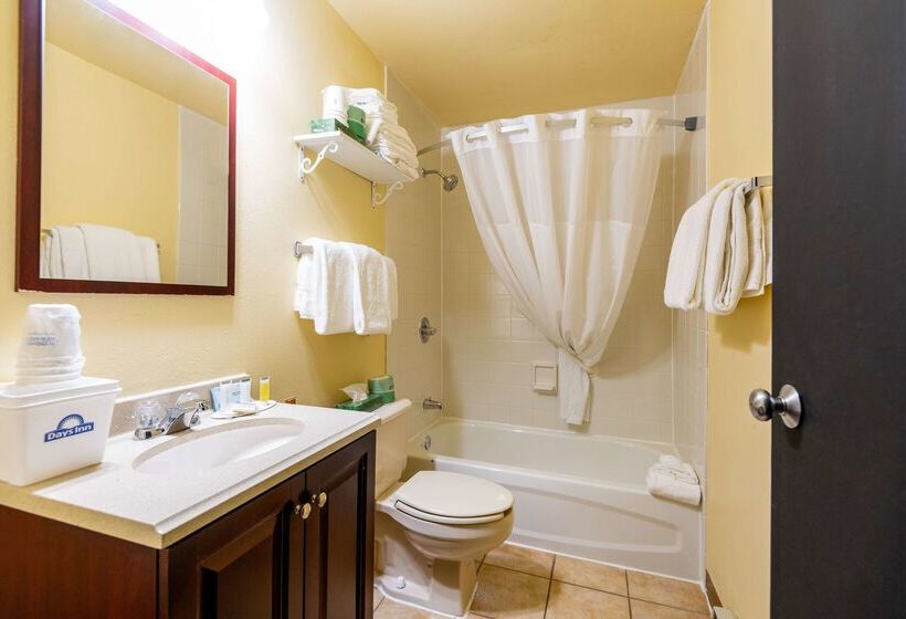 فندق Days Inn By Wyndham Coeur D'alene