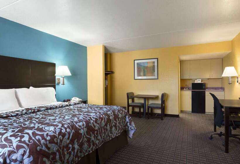 هتل Days Inn By Wyndham Conway
